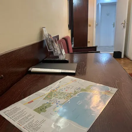 Prenociste Regina 3* 帕利克